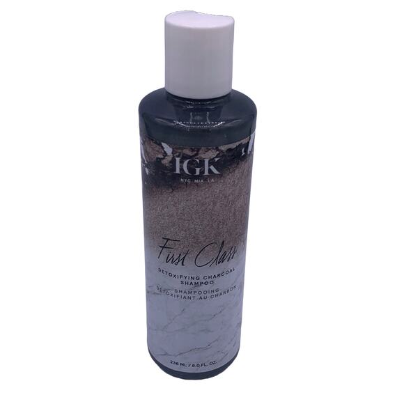 New IGK First Class Detoxifying Cleansing Charcoal Shampoo 8.0 oz (236 ml) NEW - Picture 2 of 4